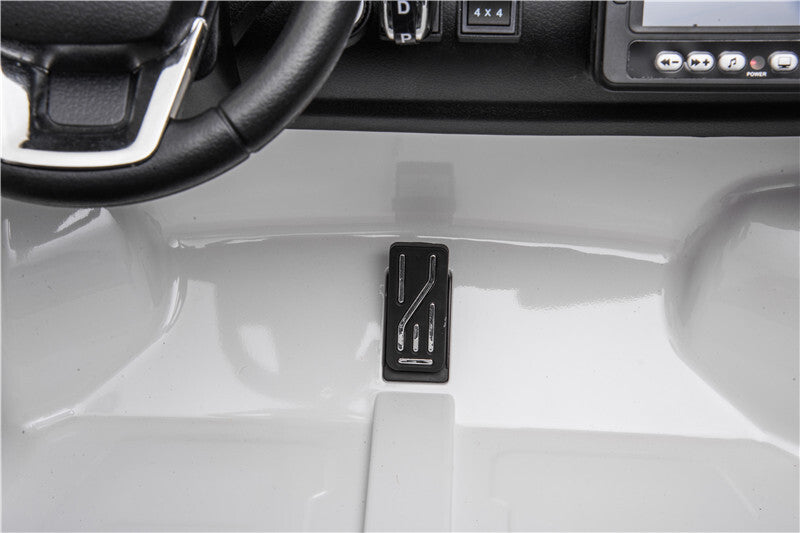 Kids Electric Ride On - Licensed Toyota Hilux - Rugged Edition