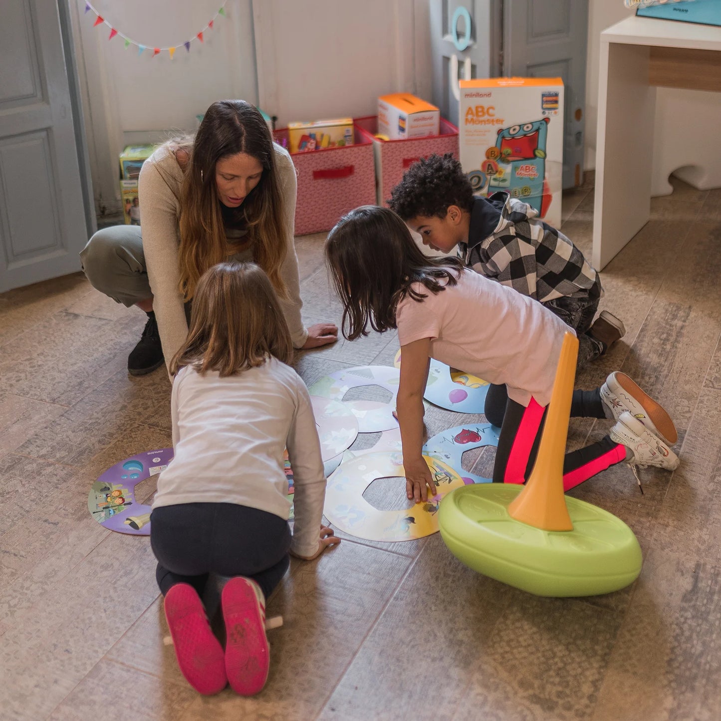 Mindful Kids - Giant Mindfullness Spinning Top