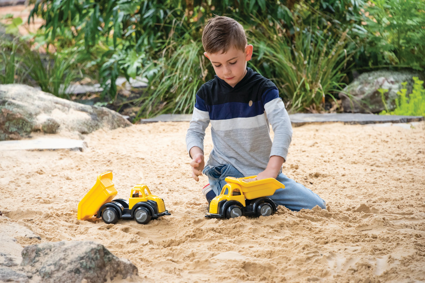 Jumbo Construction Tipper Truck