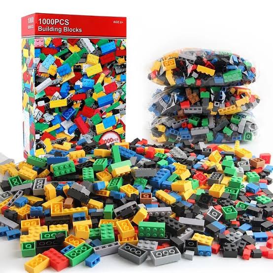1000 Piece Building Blocks Set