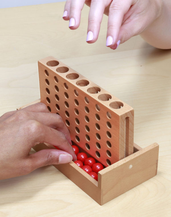 4 In A Row - The Classic Strategy Game