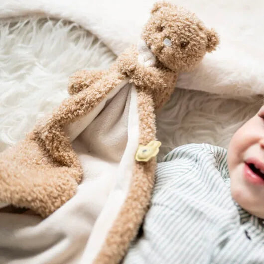 Nattou Bear Cuddly Dou Dou Blanket