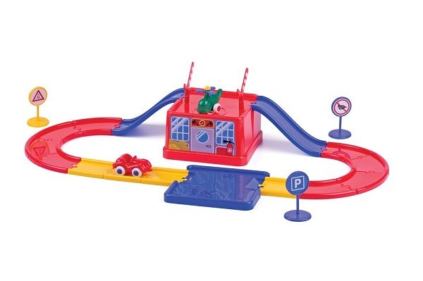 Bucket House (23 Piece)